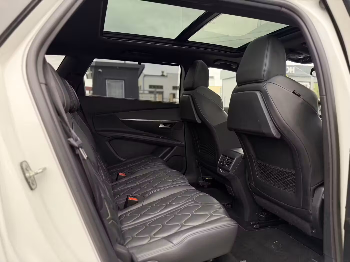 Peugeot 5008 фото 27