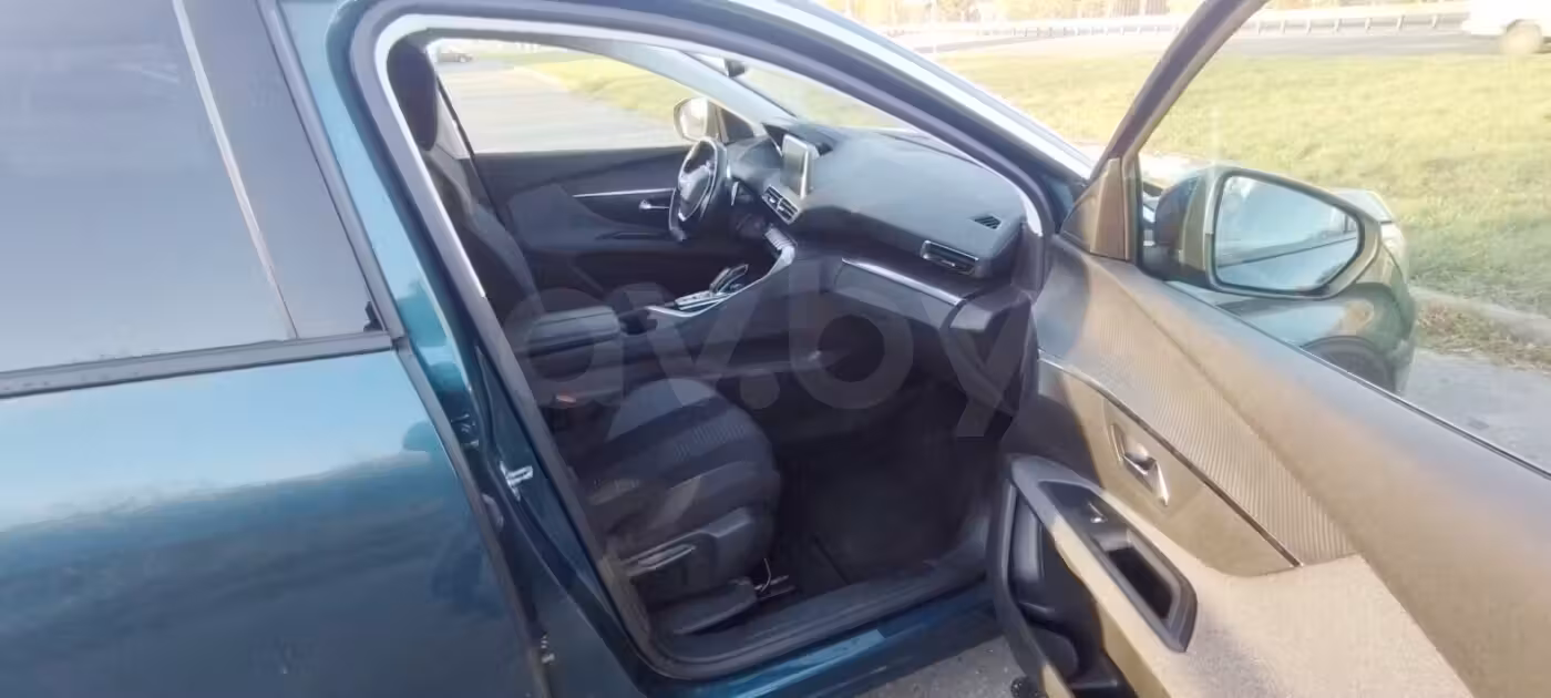Peugeot 5008 фото 9