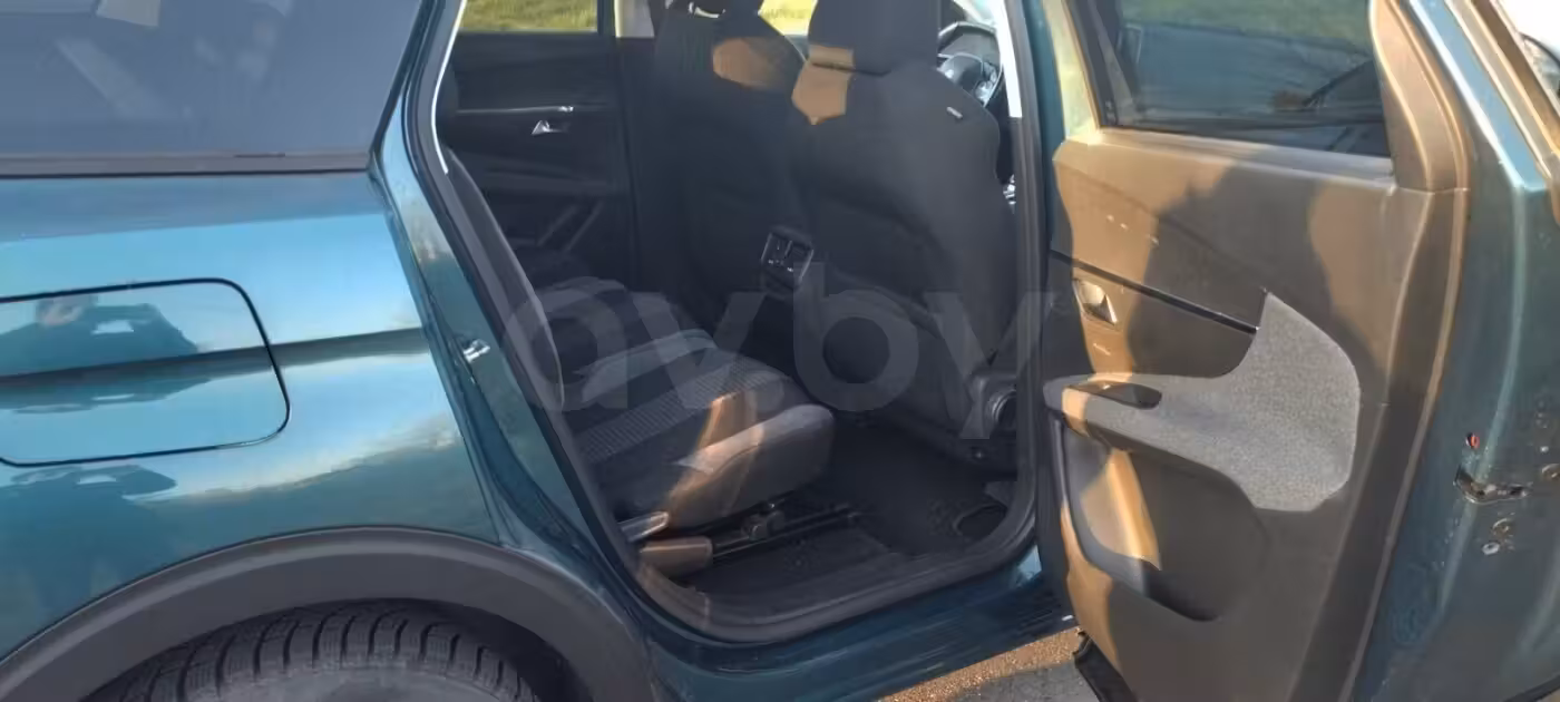 Peugeot 5008 фото 11