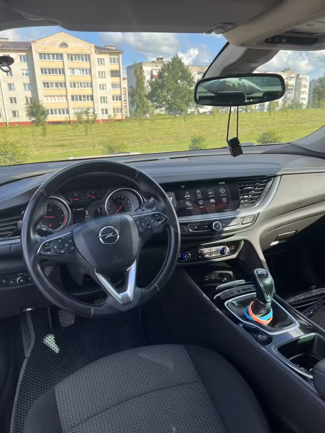 Opel Insignia фото 7