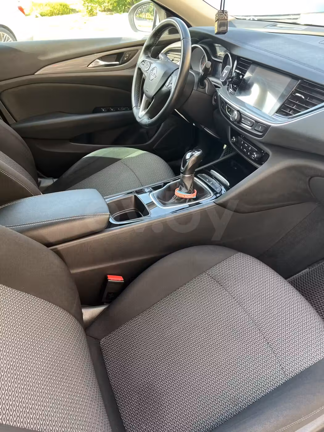 Opel Insignia фото 8
