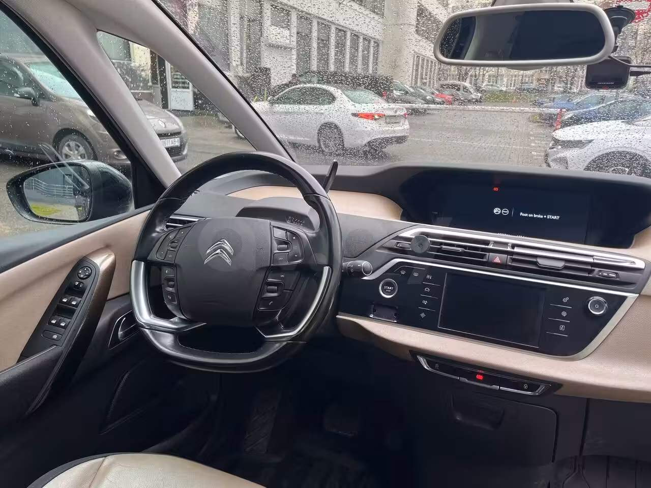 Citroen C4 Grand Picasso фото 10