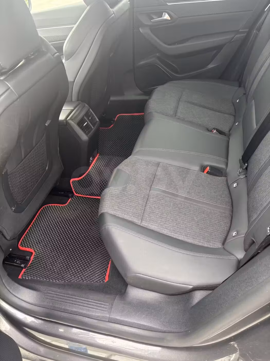 Peugeot 508 фото 18