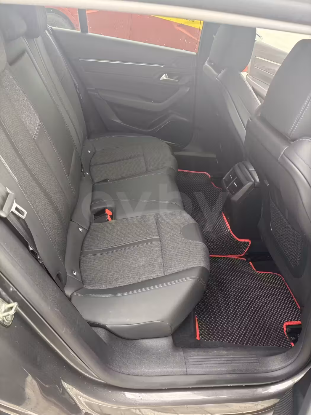 Peugeot 508 фото 25