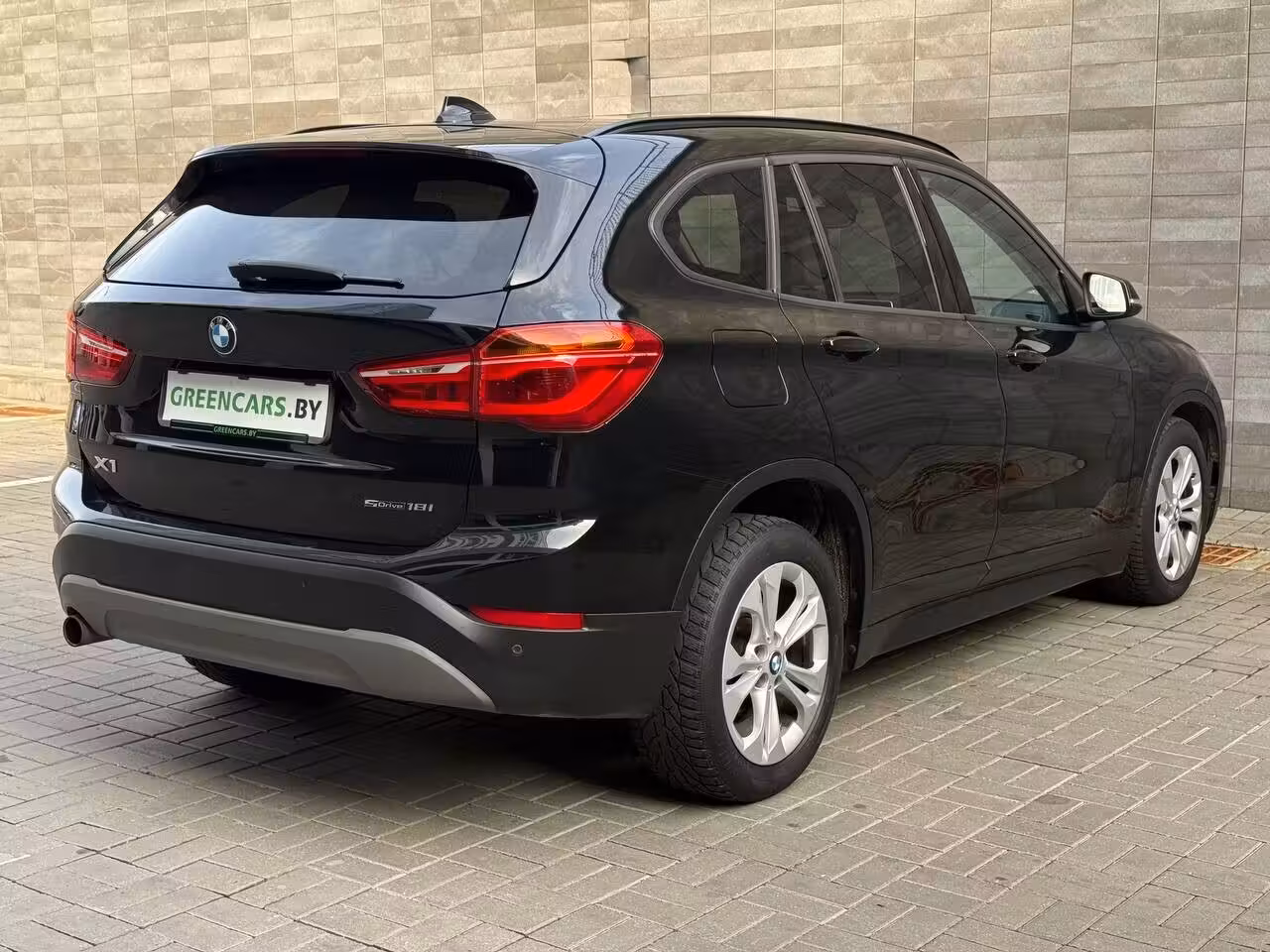BMW X1 фото 8