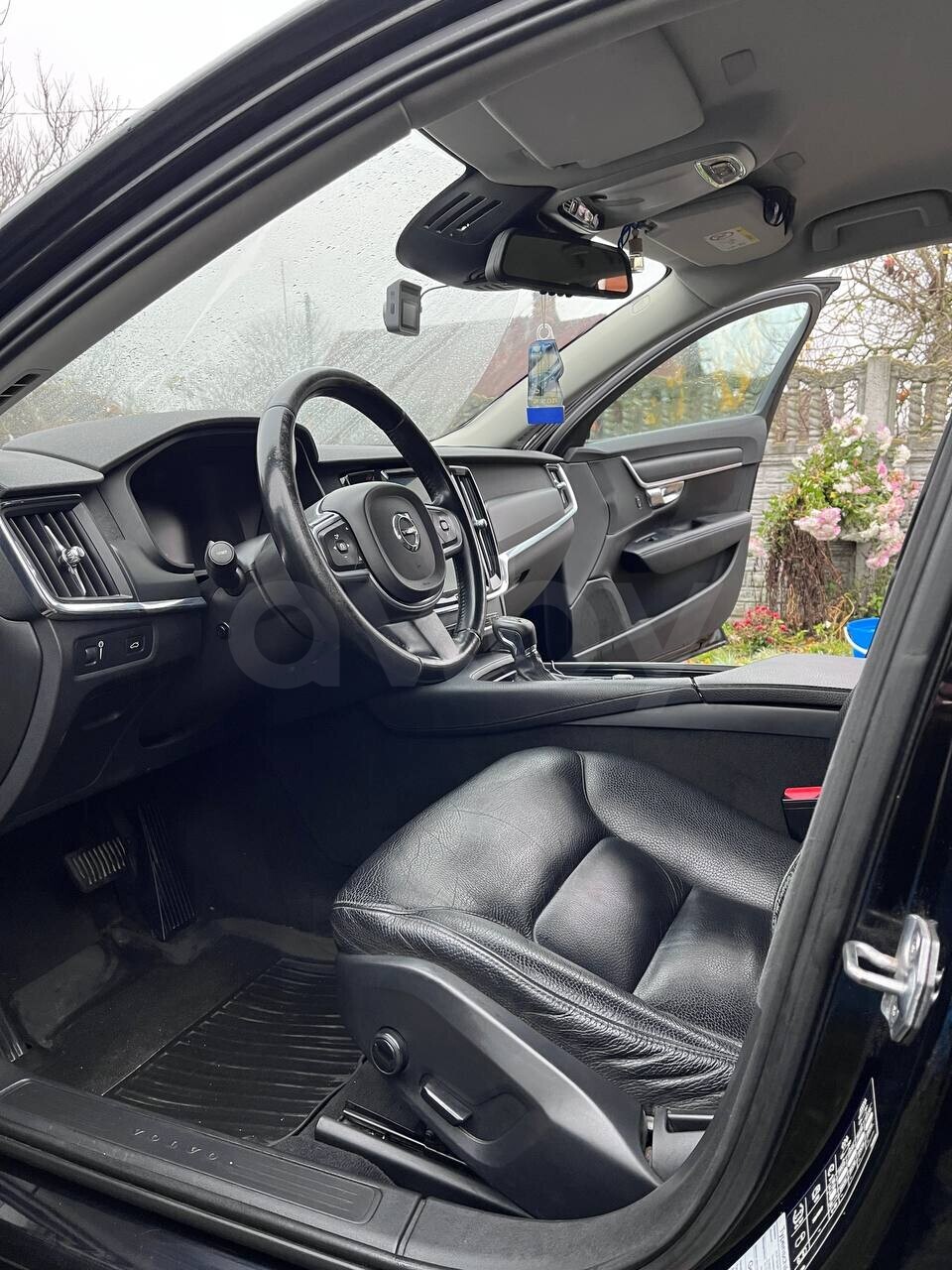 Volvo V90 фото 9