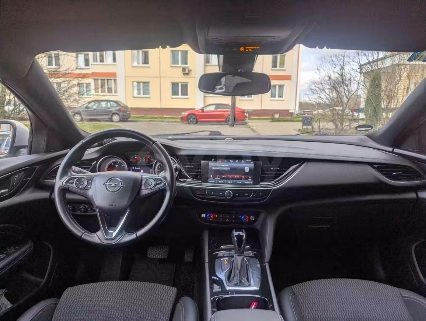 Opel Insignia фото 6
