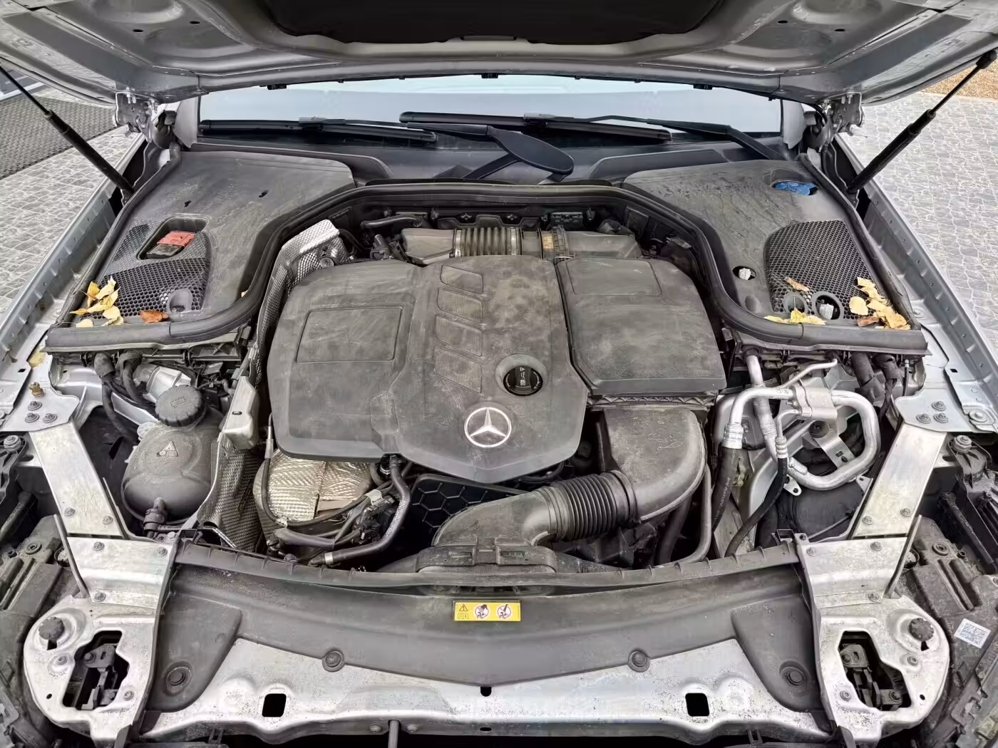 Mercedes-Benz E-Класс фото 29