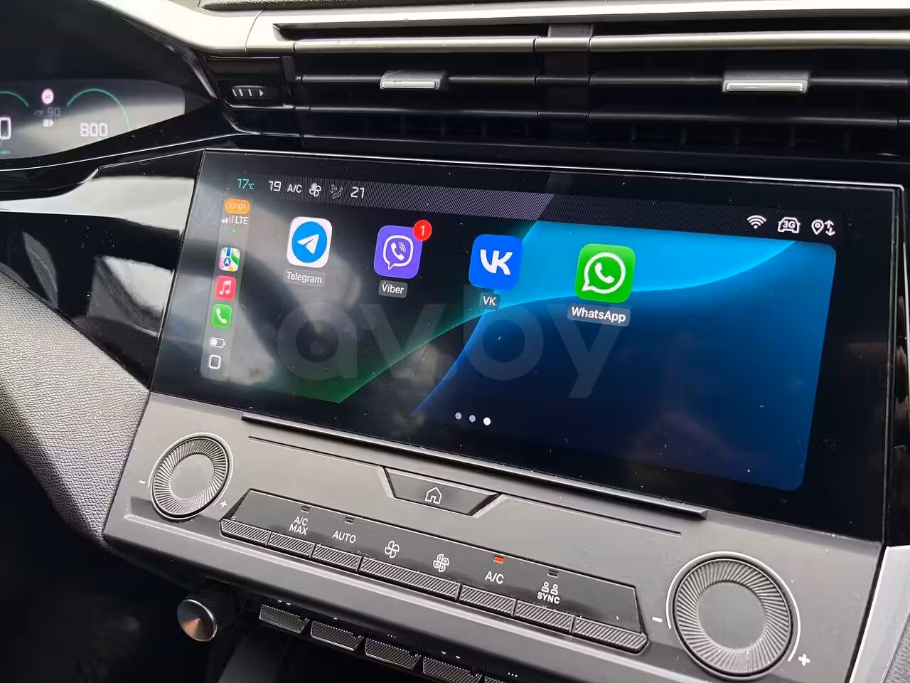 Peugeot 308 фото 15
