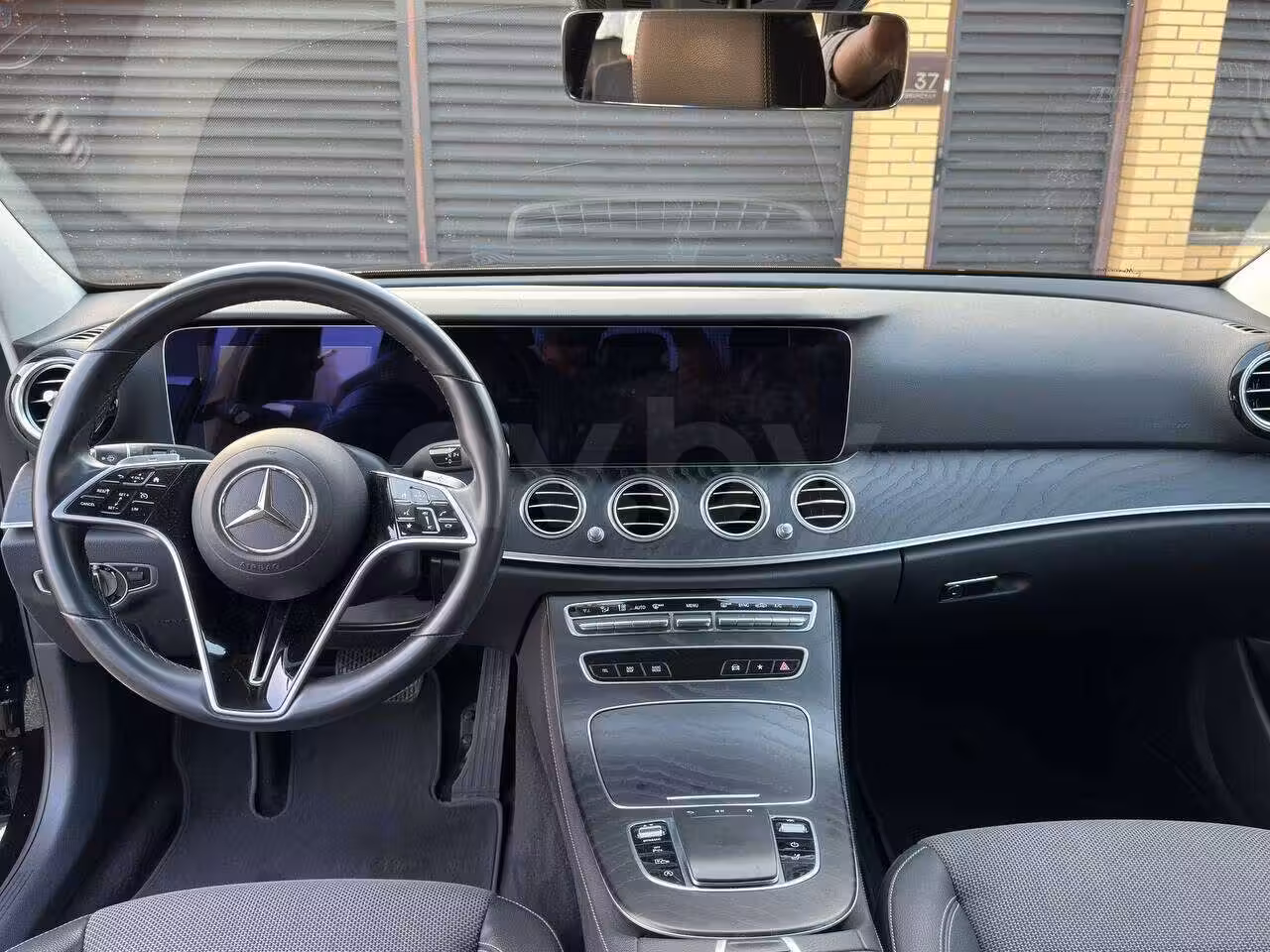 Mercedes-Benz E-Класс фото 10