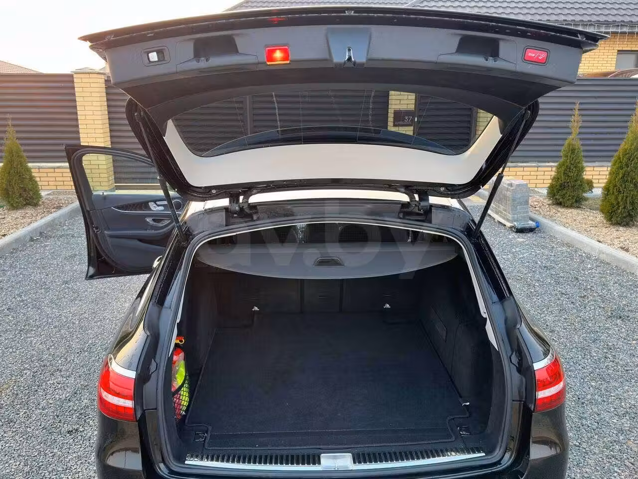 Mercedes-Benz E-Класс фото 6