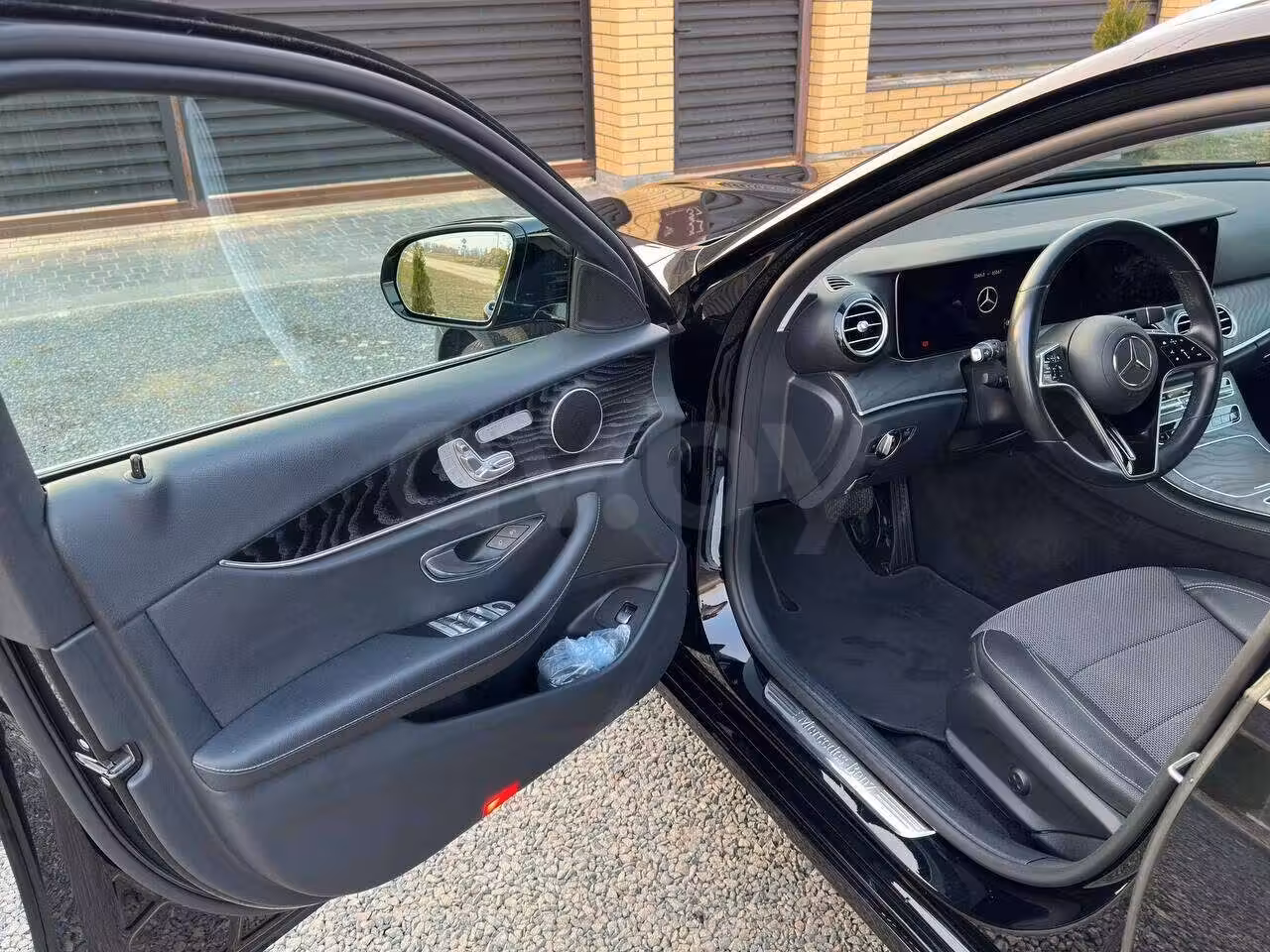 Mercedes-Benz E-Класс фото 9