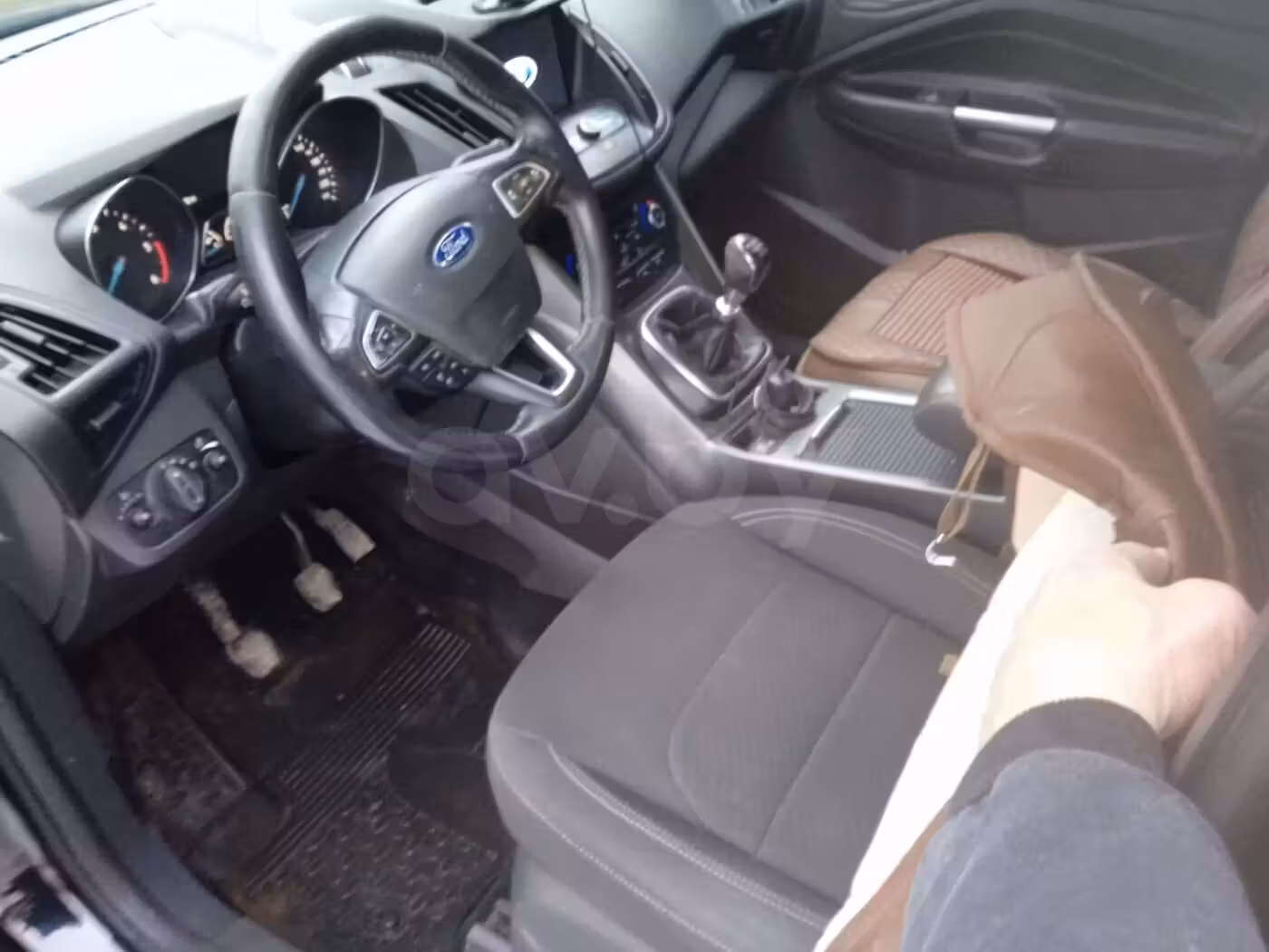 Ford Kuga фото 10