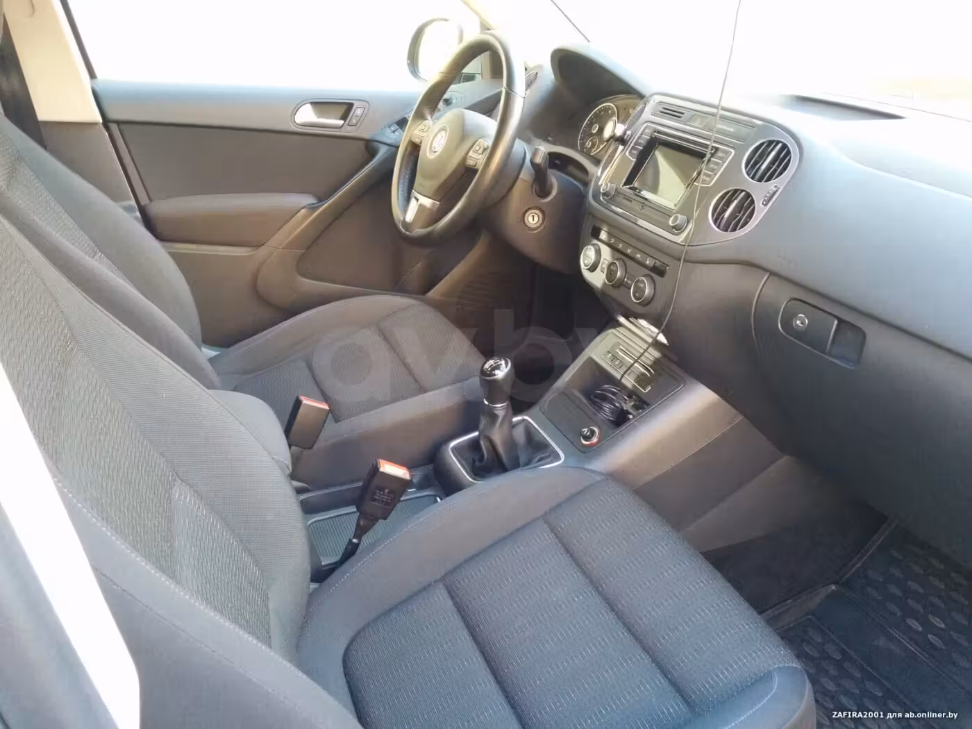 Volkswagen Tiguan фото 8