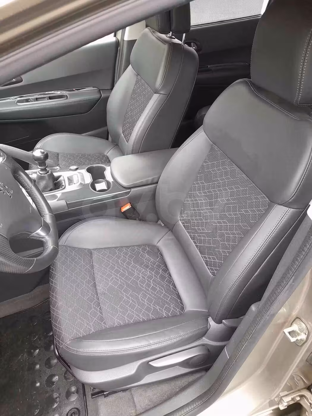 Peugeot 3008 фото 11