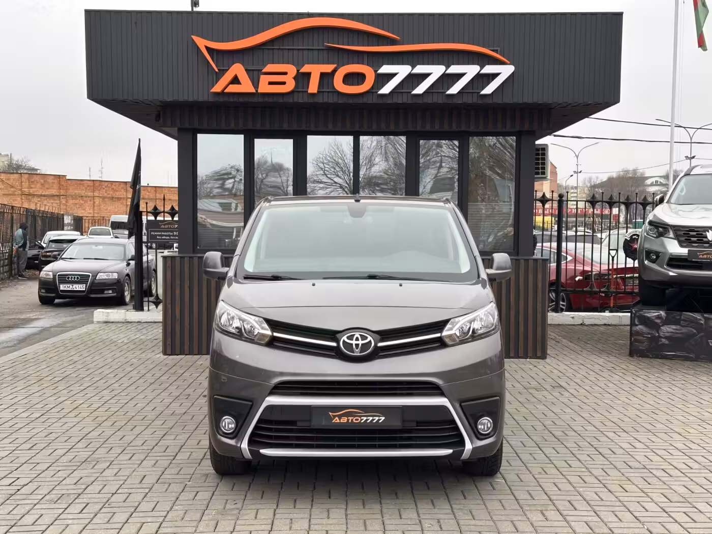 Toyota ProAce Verso фото 6
