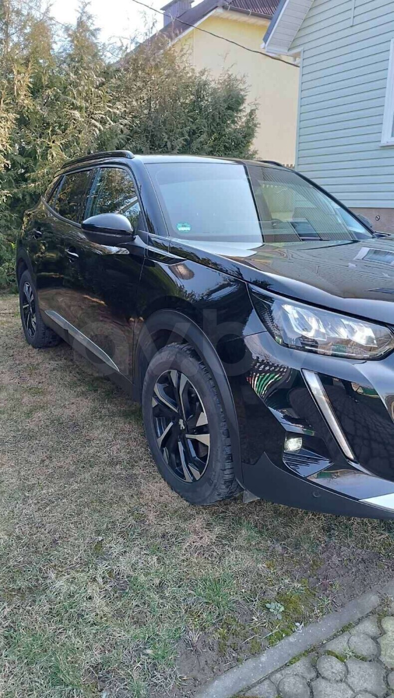 Peugeot 2008 фото 3