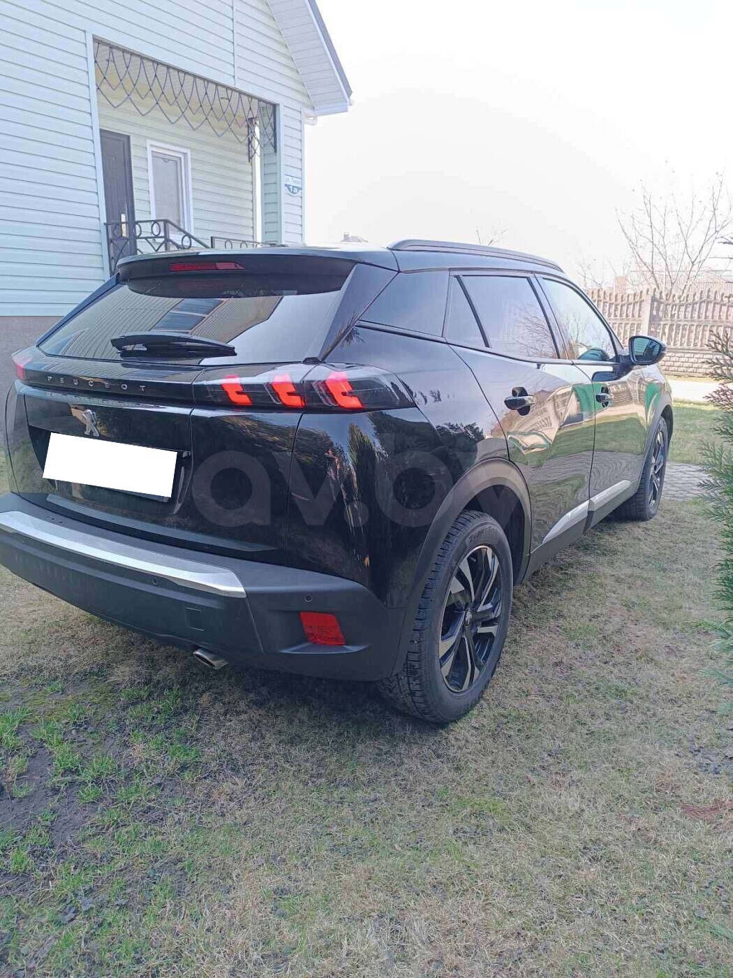 Peugeot 2008 фото 9