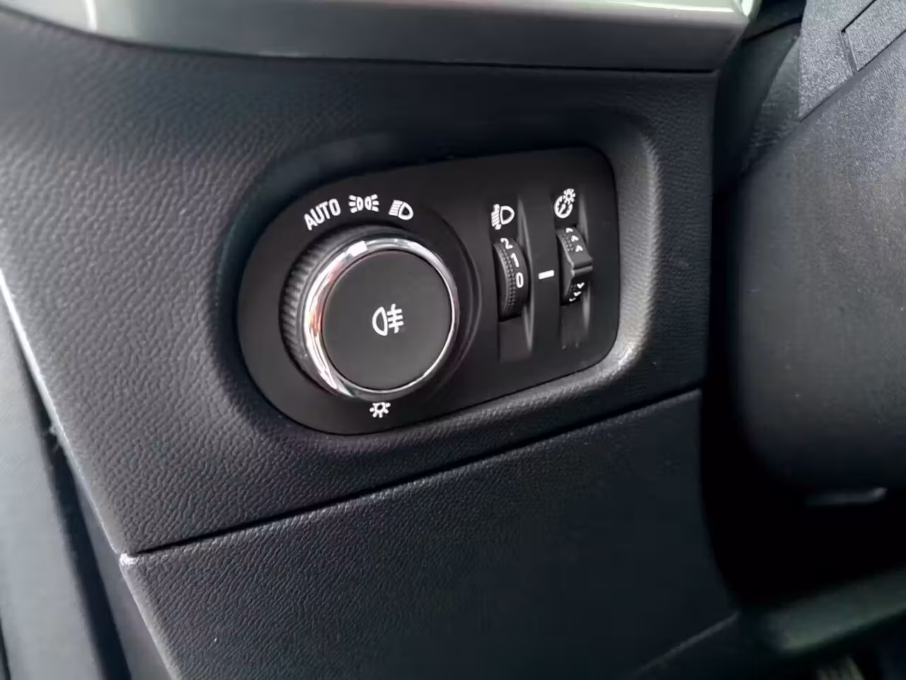 Opel Mokka фото 12