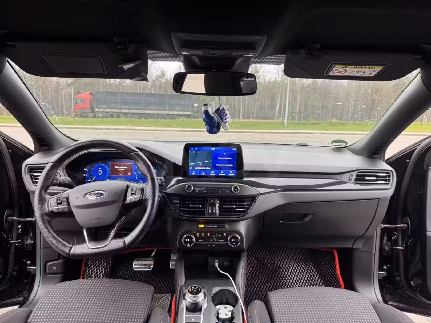 Ford Focus фото 9