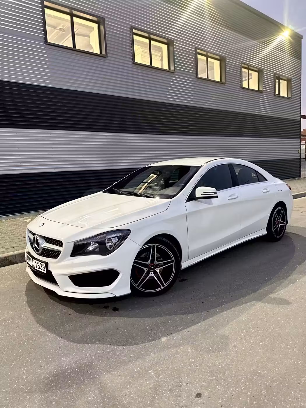 Mercedes-Benz CLA