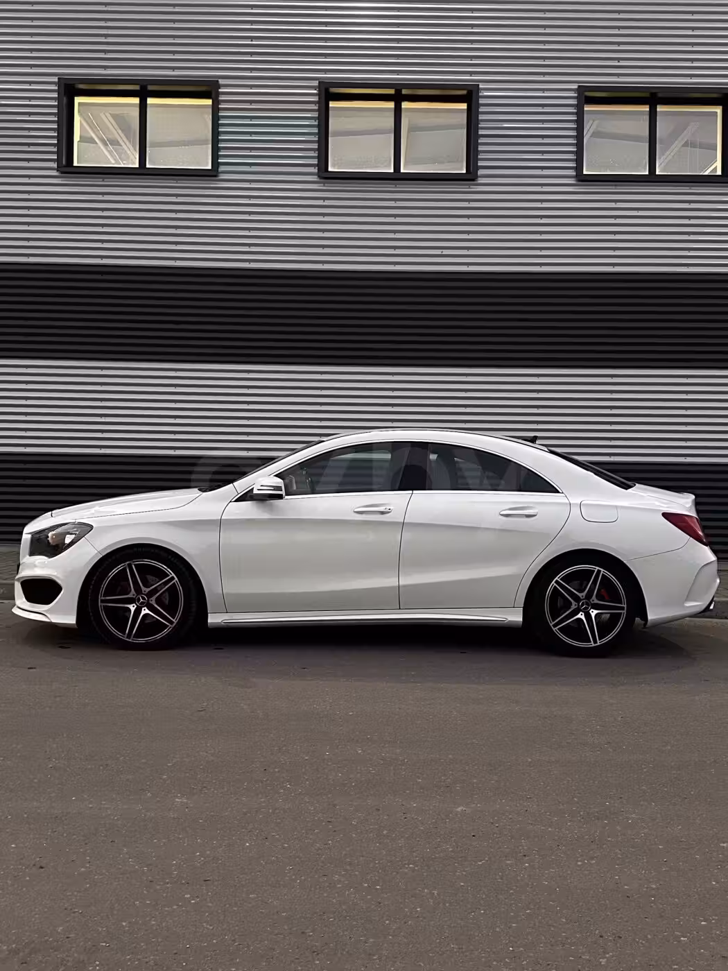 Mercedes-Benz CLA фото 4
