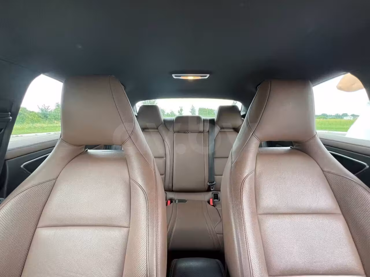 Mercedes-Benz CLA фото 10