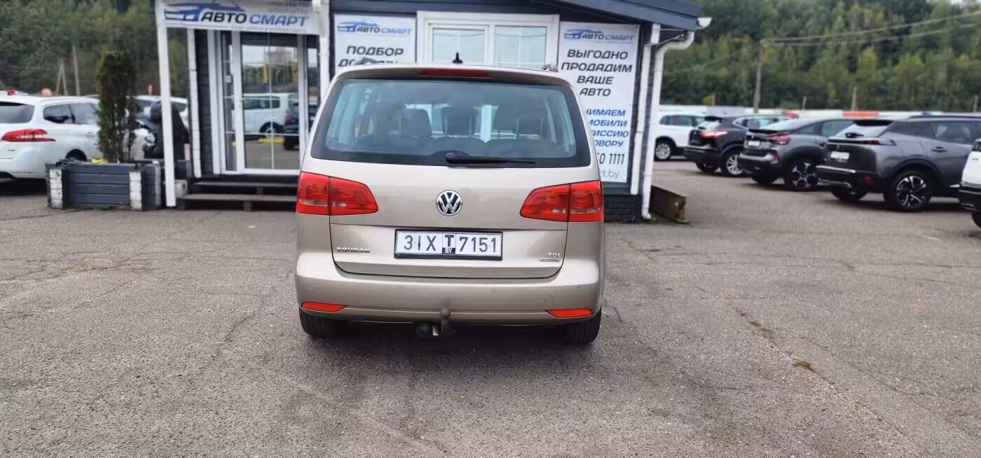 Volkswagen Touran фото 4