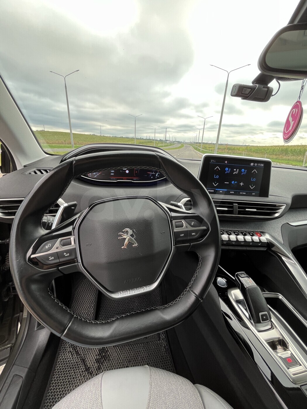 Peugeot 3008 фото 12