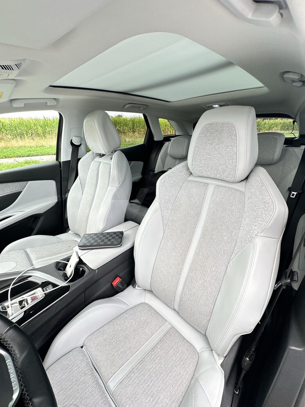 Peugeot 3008 фото 16
