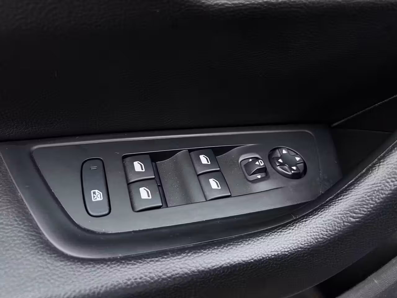 Peugeot 508 фото 7