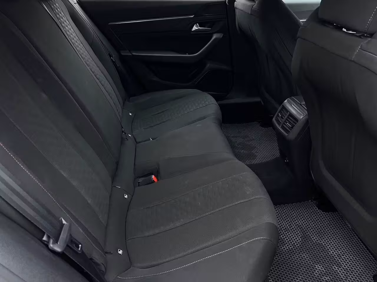 Peugeot 508 фото 18