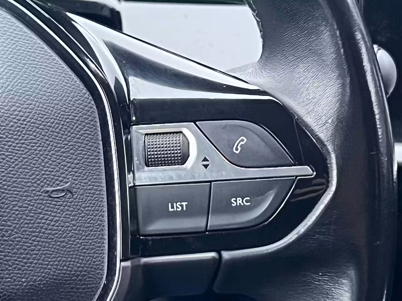 Peugeot 508 фото 16