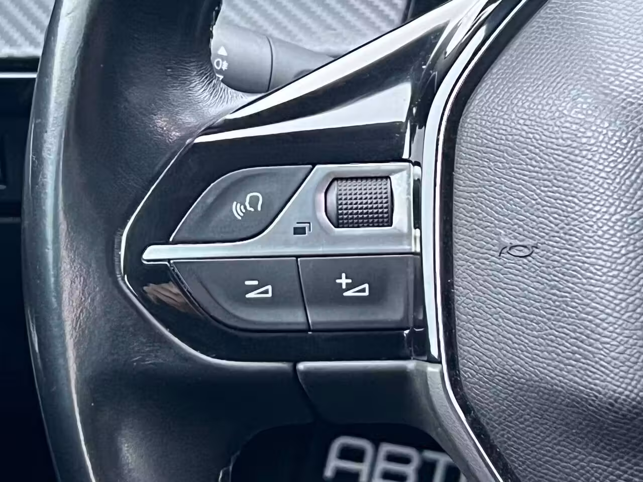 Peugeot 508 фото 15