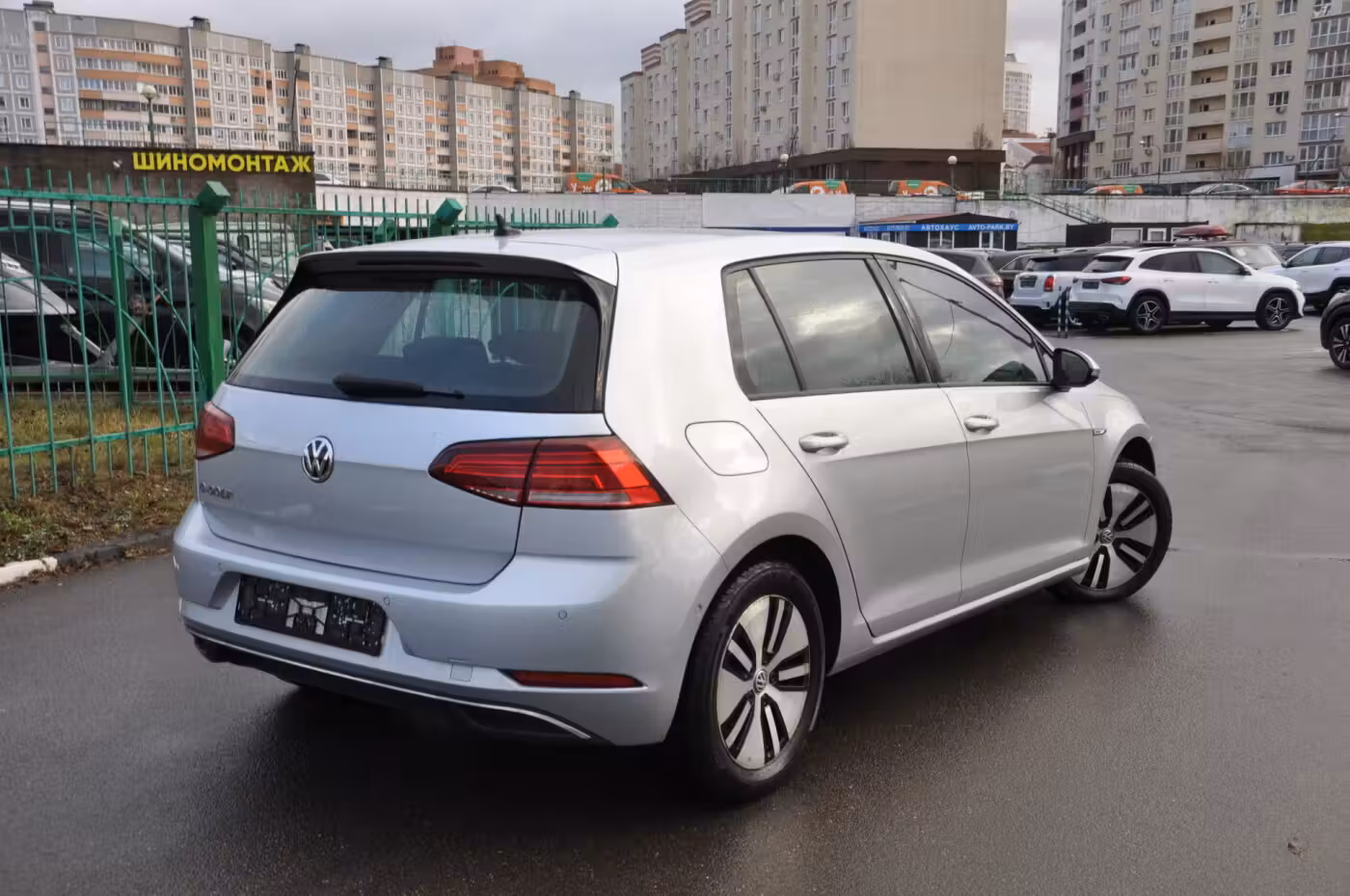 Volkswagen e-Golf фото 5