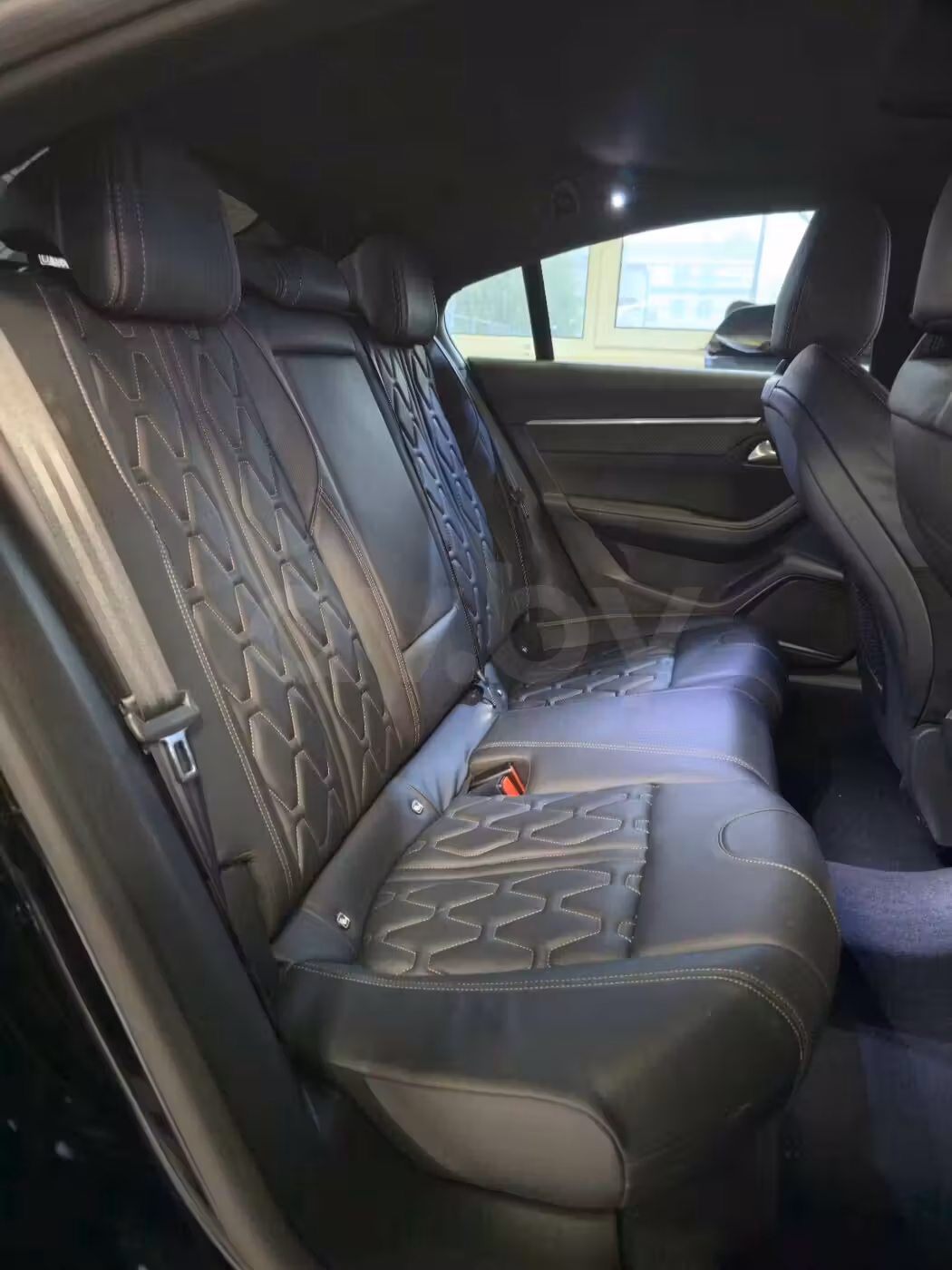 Peugeot 508 фото 9