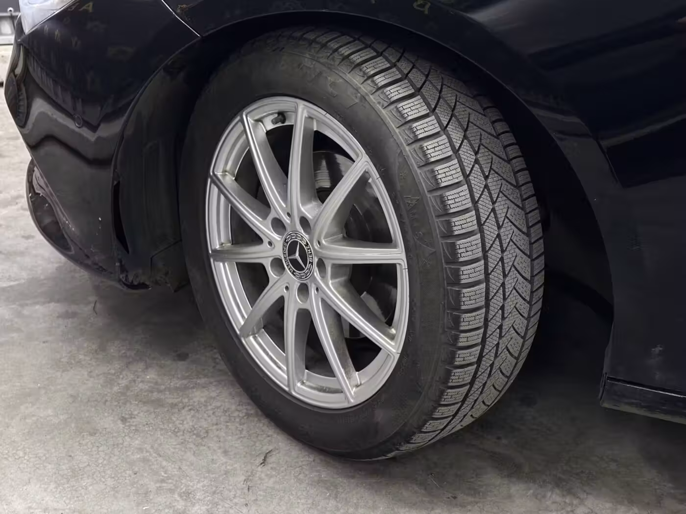 Mercedes-Benz CLA фото 29