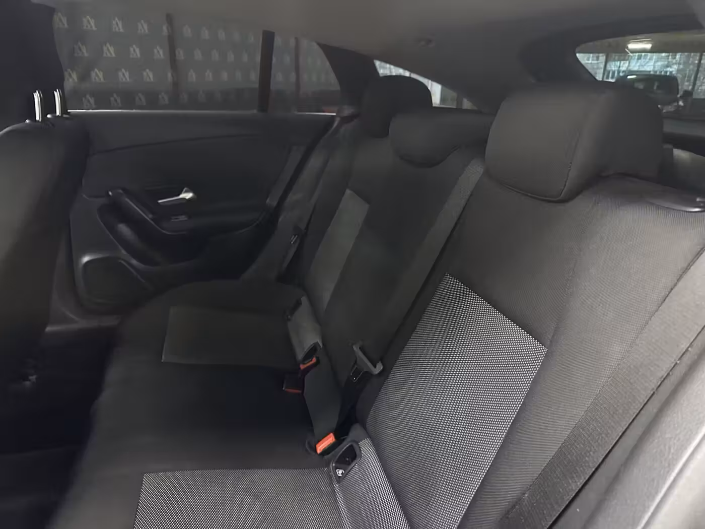 Mercedes-Benz CLA фото 27