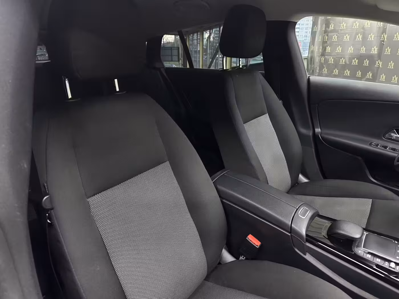 Mercedes-Benz CLA фото 22