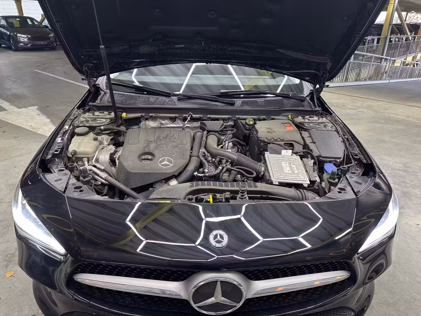 Mercedes-Benz CLA фото 30