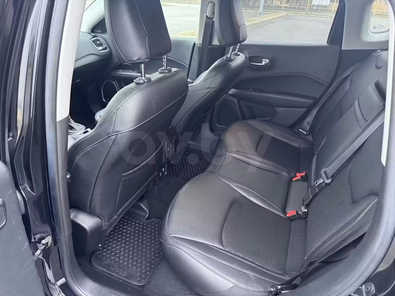 Jeep Compass фото 11