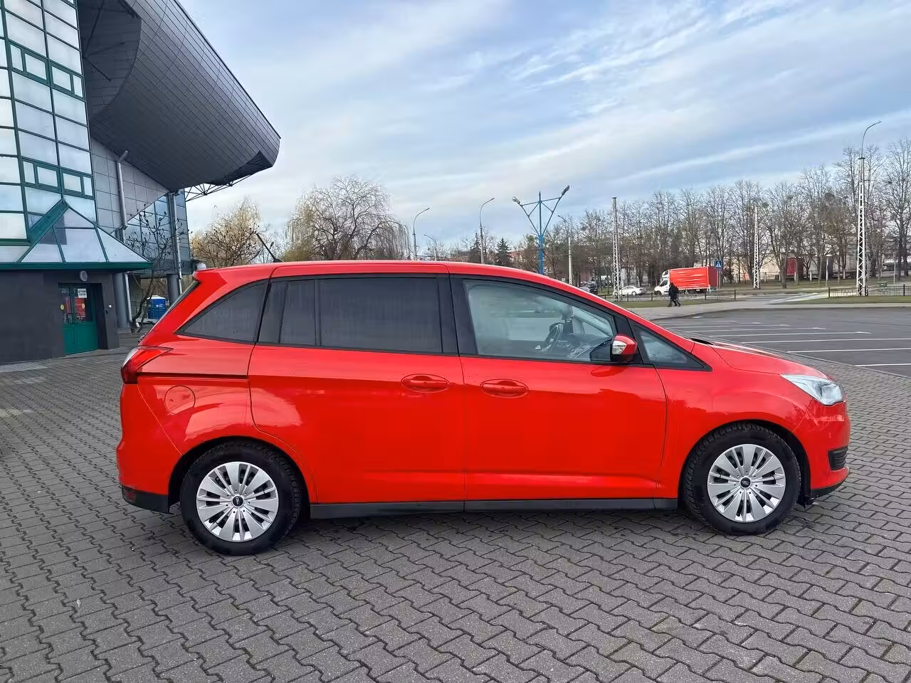 Ford Grand C-Max фото 5