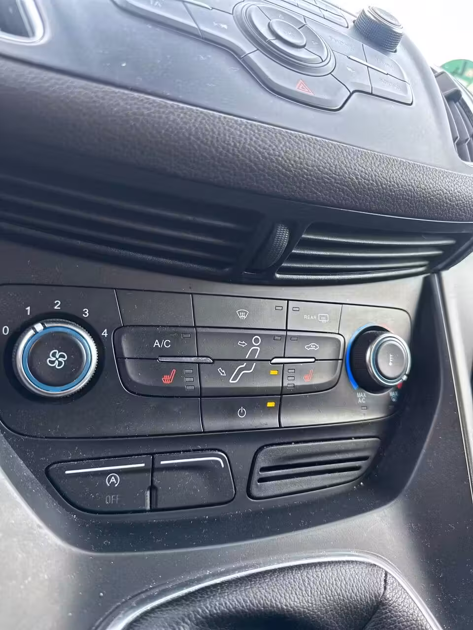 Ford Grand C-Max фото 10
