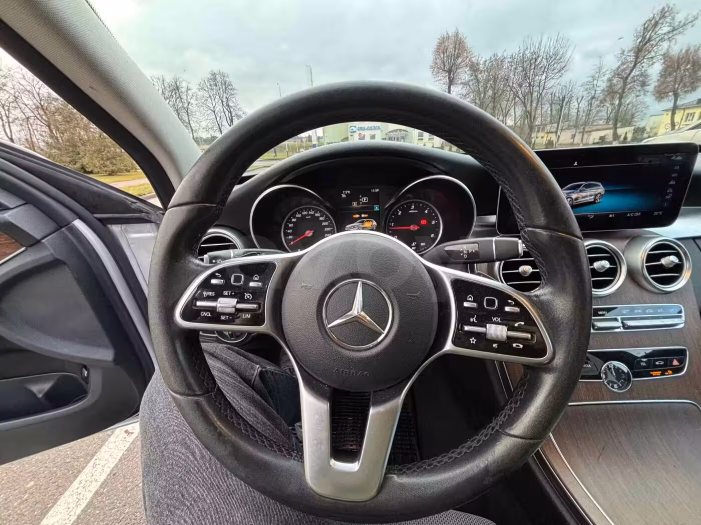 Mercedes-Benz C-Класс фото 13