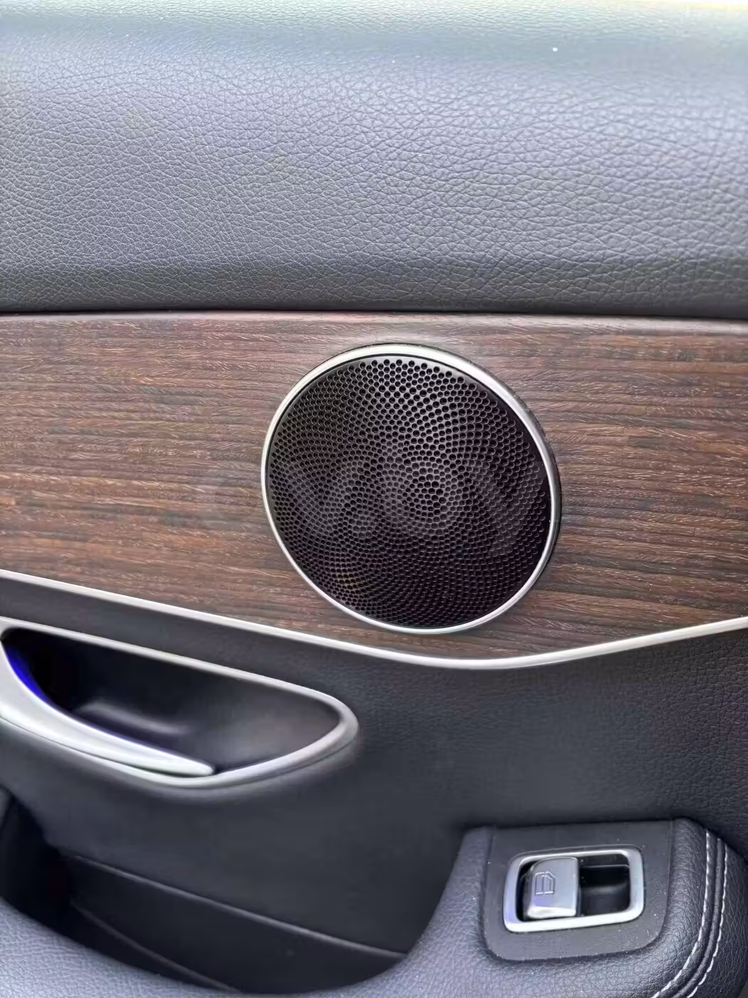 Mercedes-Benz C-Класс фото 18