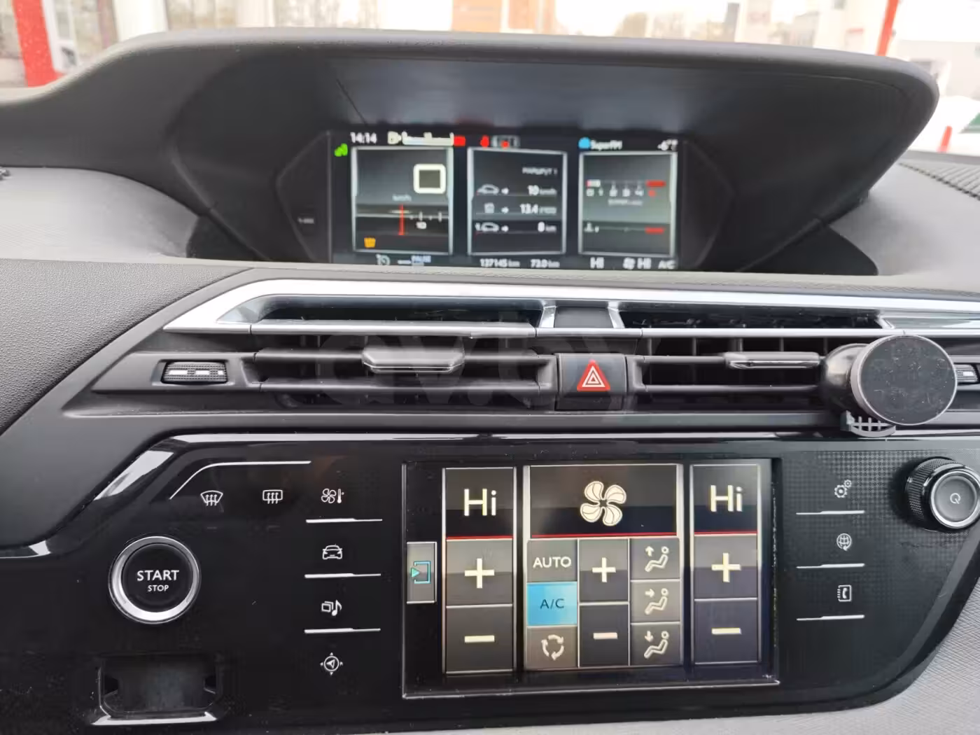 Citroen C4 Picasso фото 8