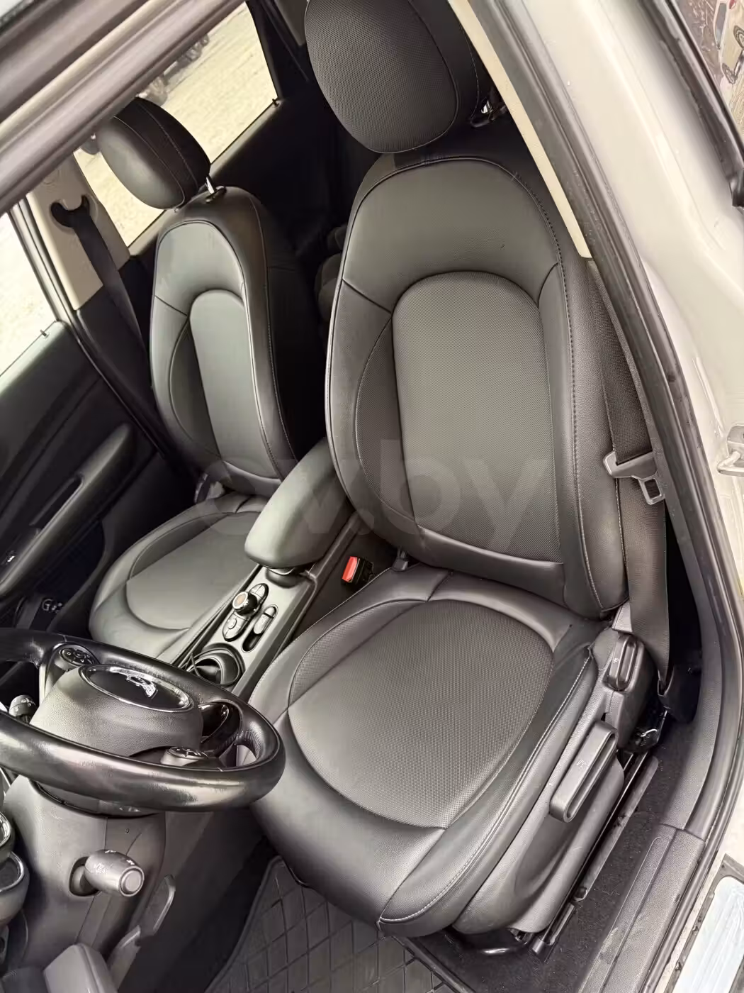 MINI Clubman фото 10