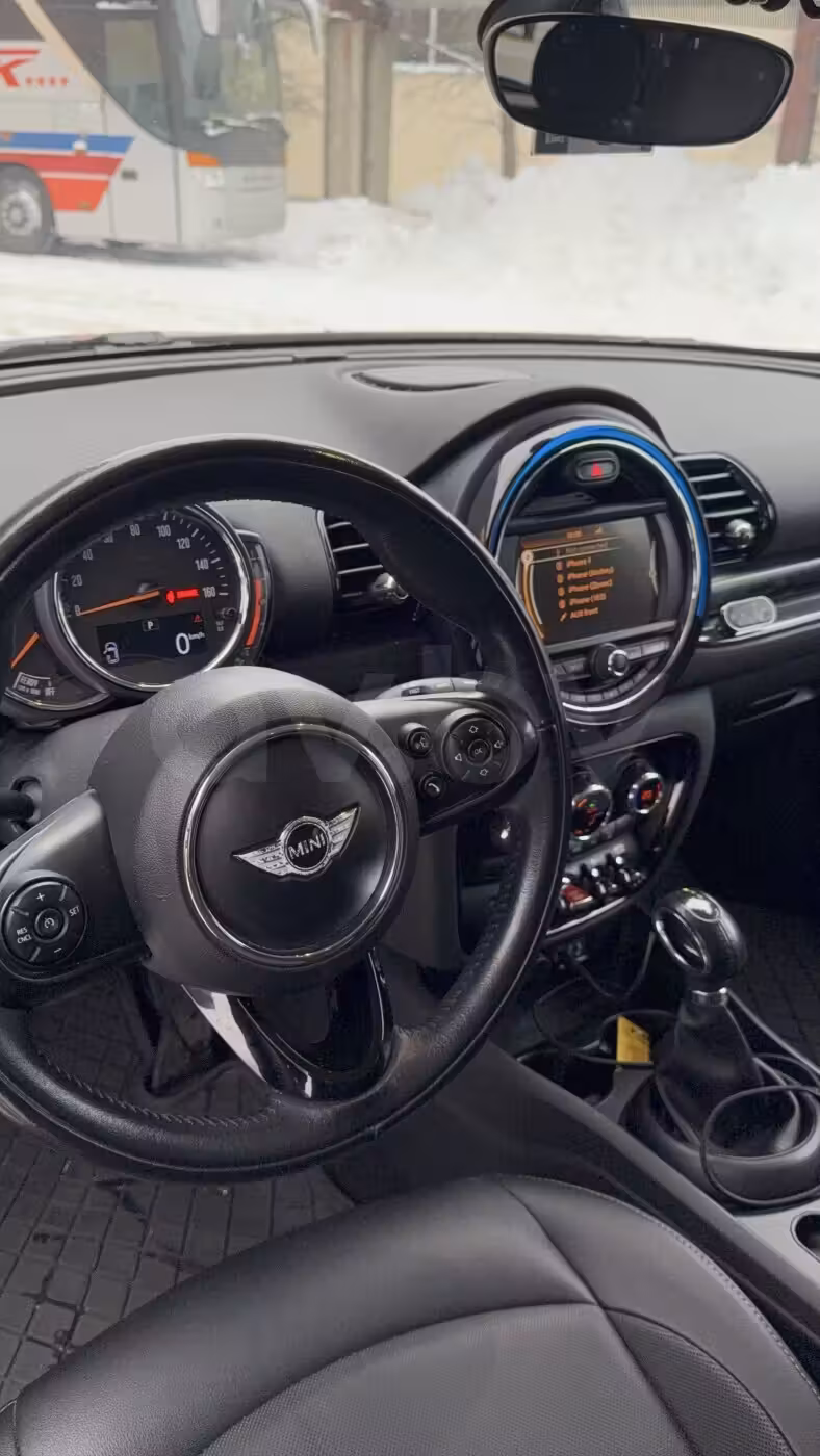 MINI Clubman фото 11