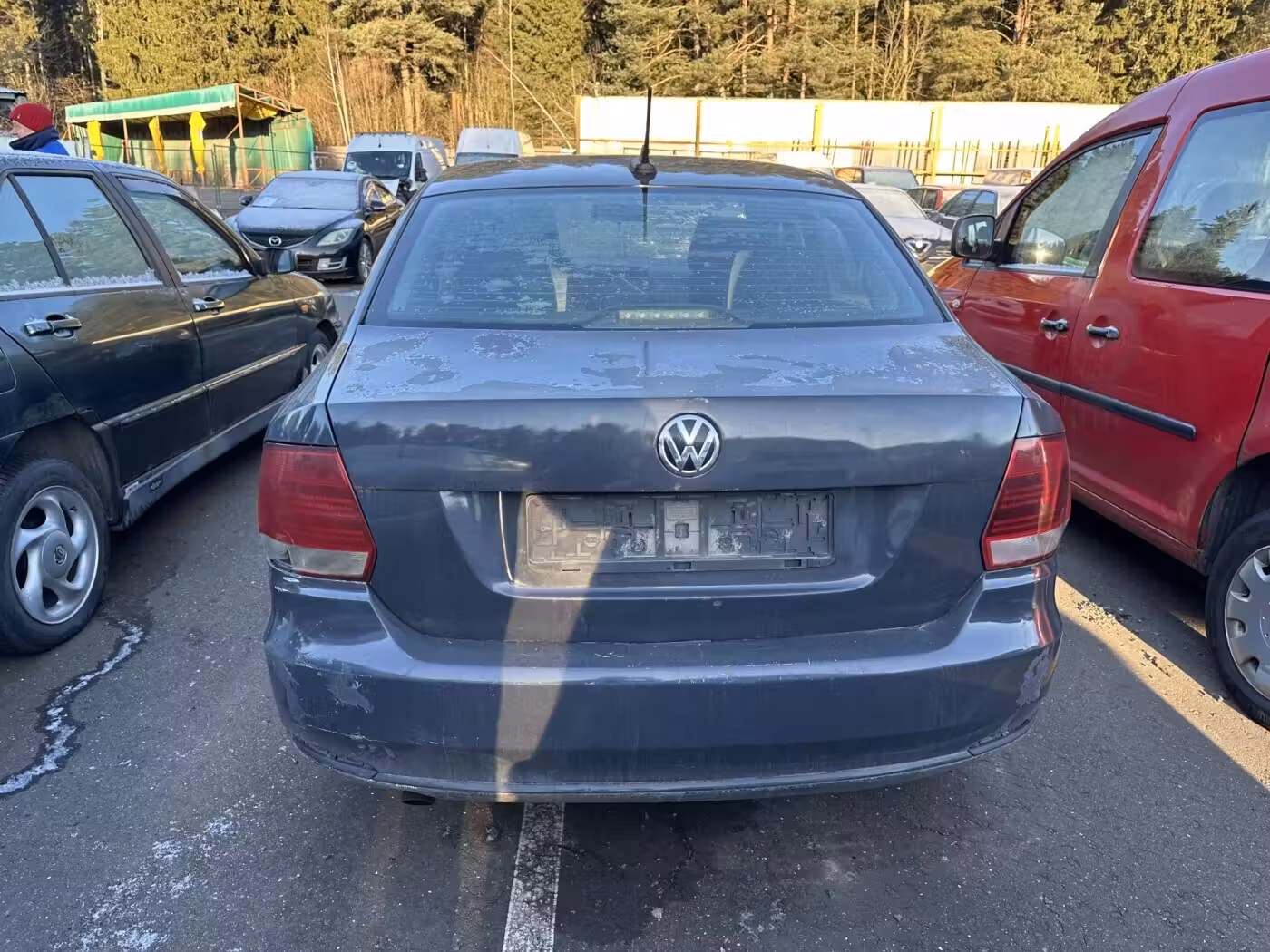 Volkswagen Polo Sedan фото 5