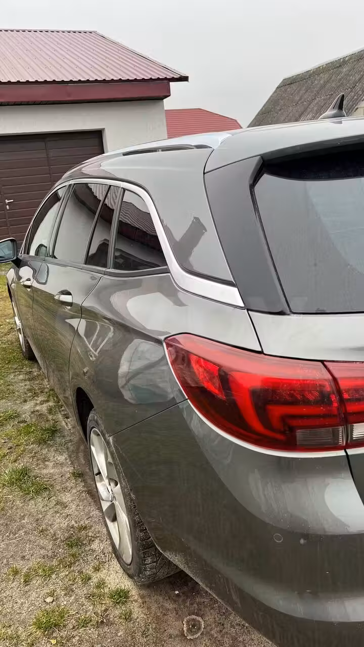 Opel Astra фото 9